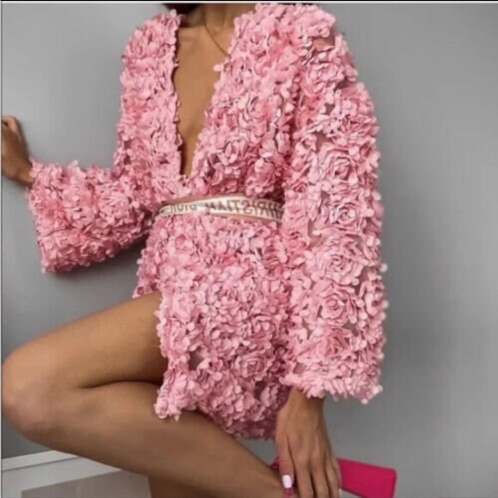 ZARA PINK FLOWER TEXTURED KNIT JACKET Blogger's Fav NWT Size SMALL